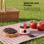 Doce Extra de Maçã Geocakes servido com pão num piquenique ao ar livre