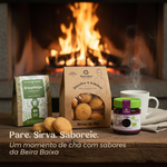 Kit Hora do Chá Geocakes junto à lareira para um momento de pausa